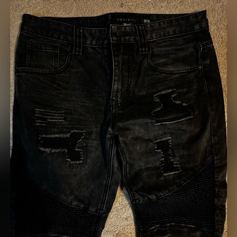 Men's Distressed Black Skinny Jeans - Picture 2 of 5